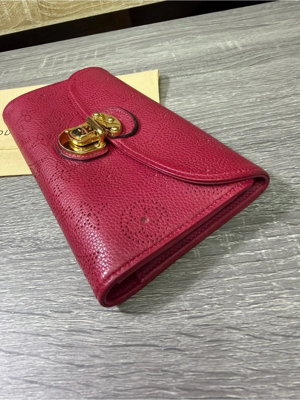Louis Vuitton Mahina Amelia Leather Wallet